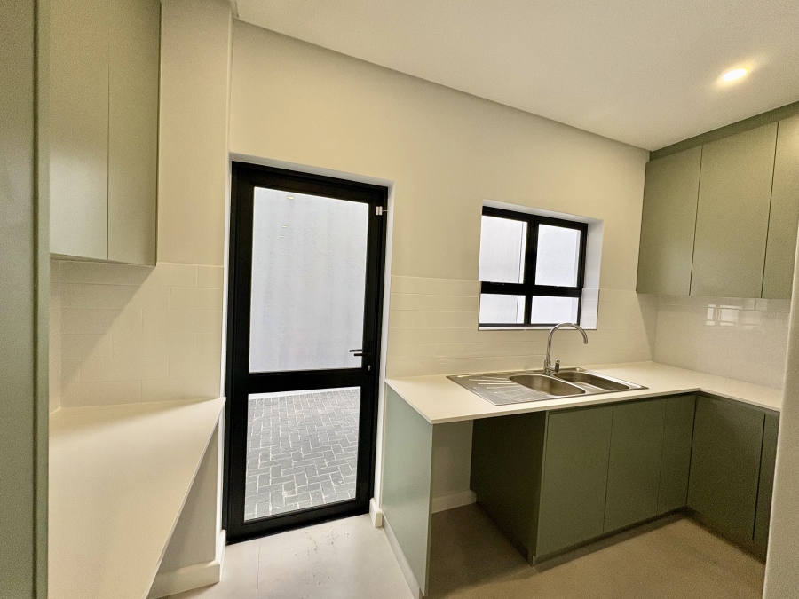 4 Bedroom Property for Sale in Sandown Western Cape
